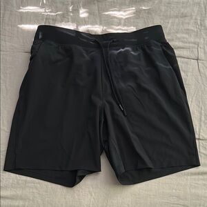 Men’s Lululemon THE short. Size L. 7”, Linerless. Black